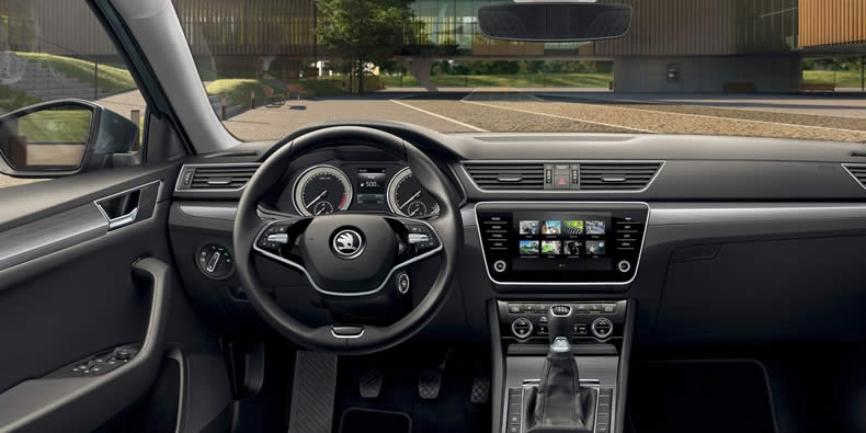 ŠKODA SUPERB COMBI IV - AMBITION ŠKODA SUPERB COMBI IV