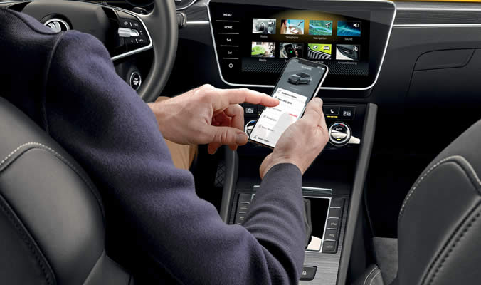 ŠKODA SUPERB iV - ŠKODA Connect