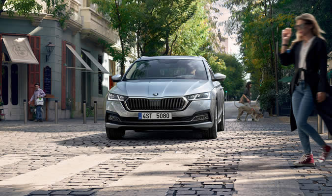ŠKODA OCTAVIA COMBI plug-in hybrid iV - Exteriér