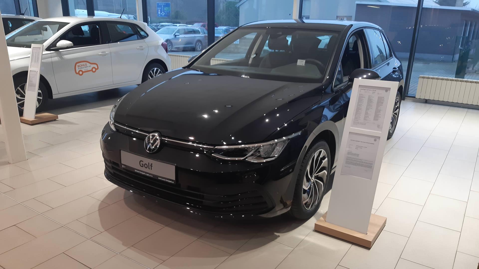 Volkswagen Golf Life 1,0 TSI