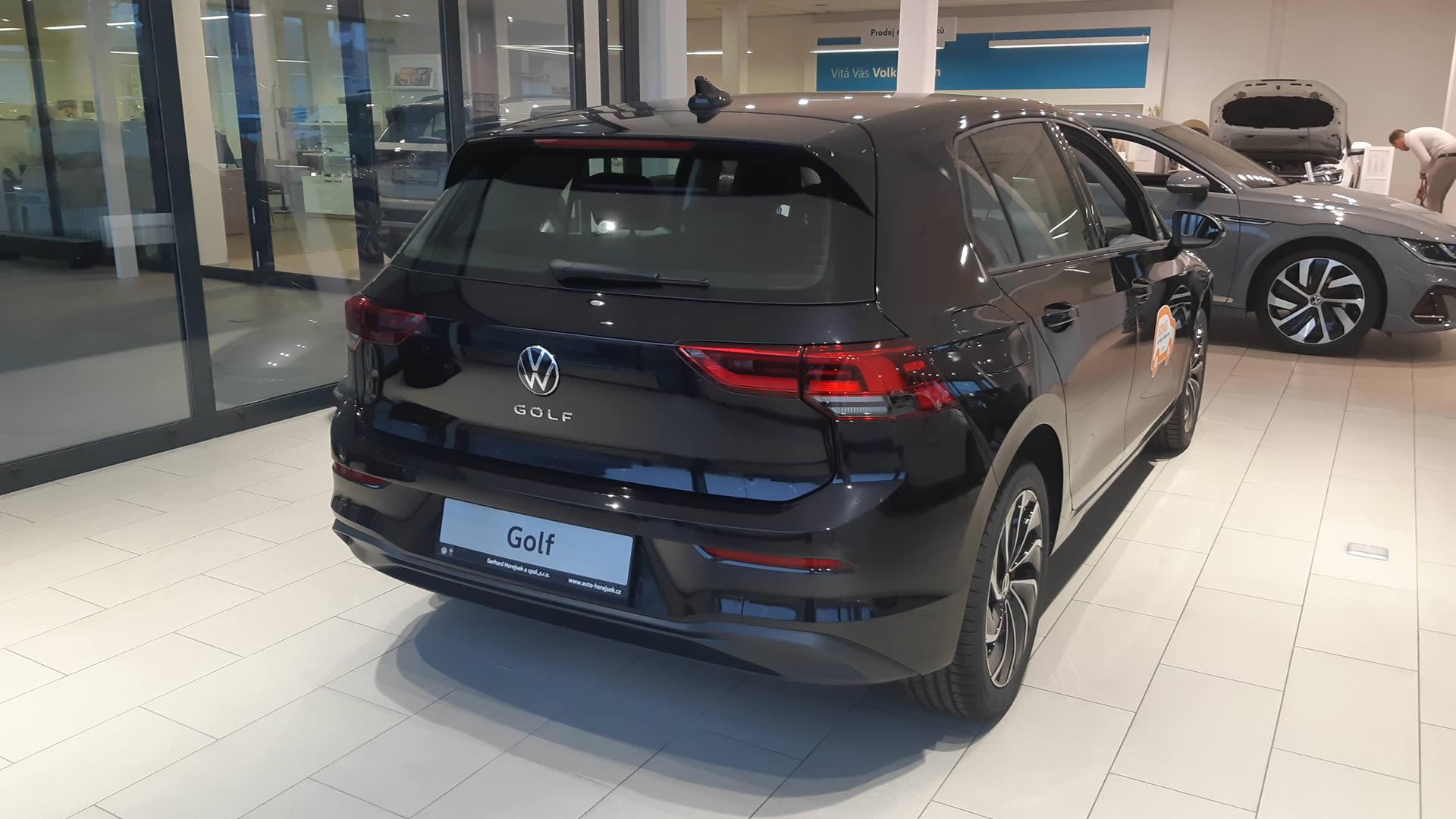 Volkswagen Golf Life 1,0 TSI