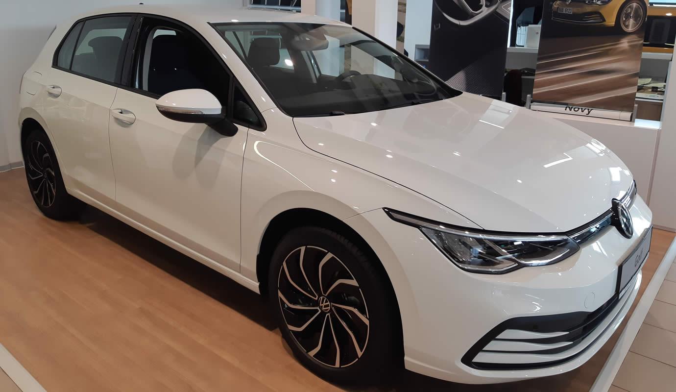 Volkswagen Golf Life 