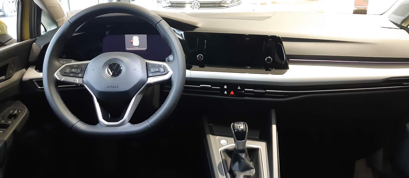 Volkswagen Golf Life