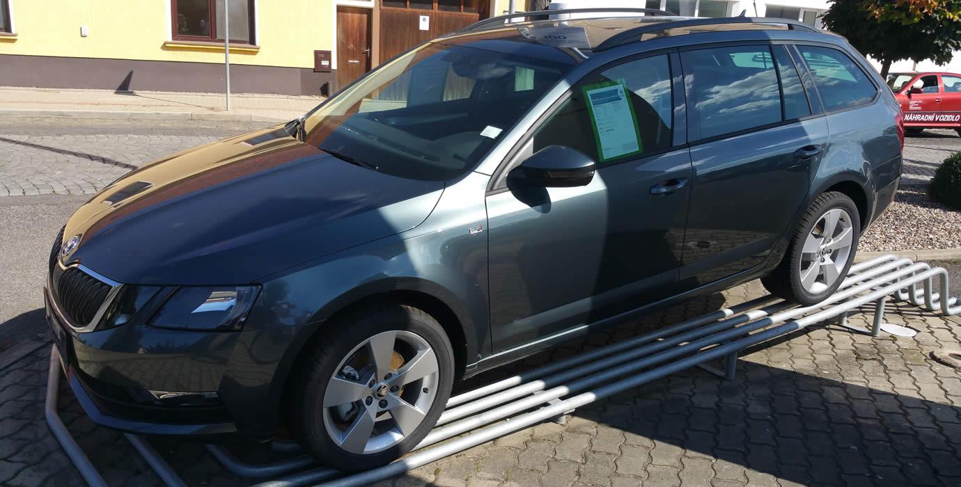 ŠKODA OCTAVIA Combi 125 let